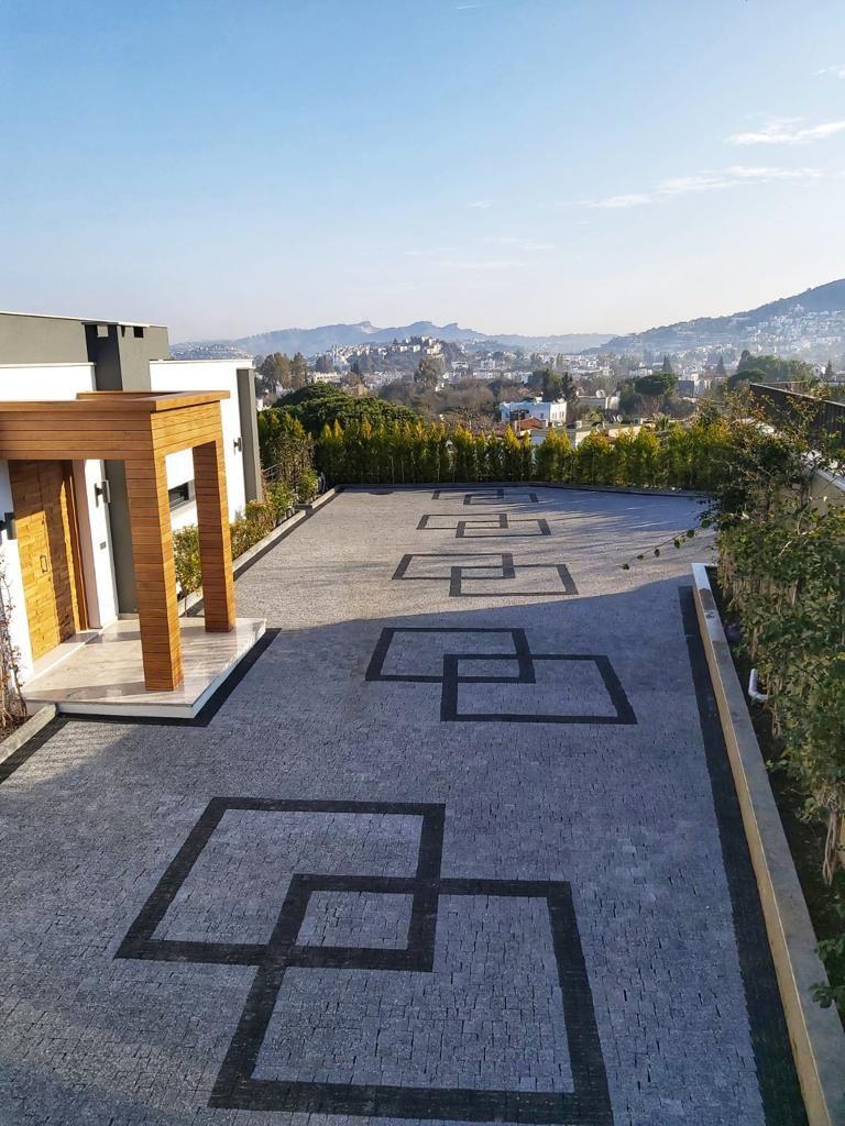 İstanbul kilit taşı döşeme projesi - İstanbul Lüks Villa ve Site İçi Özel Tasarım Küp Taş Peyzaj Uygulamaları